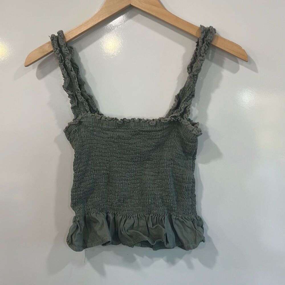 ASTR the Label Smocked Ruffle Crop Top Sage M